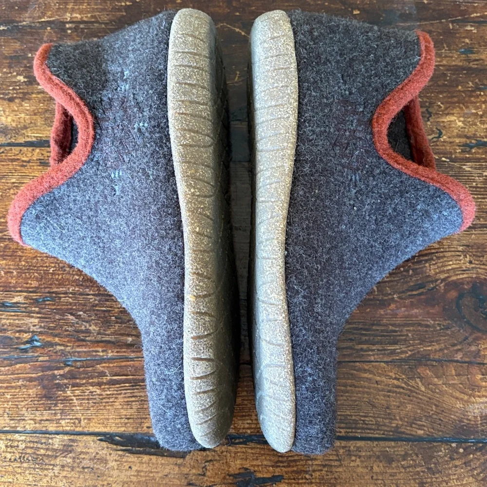 Taos Woolside Slippers - Picture 7 of 9